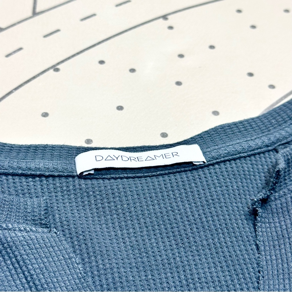 Daydreamer x Free People Queen Graphic Thermal - Picture 6 of 11